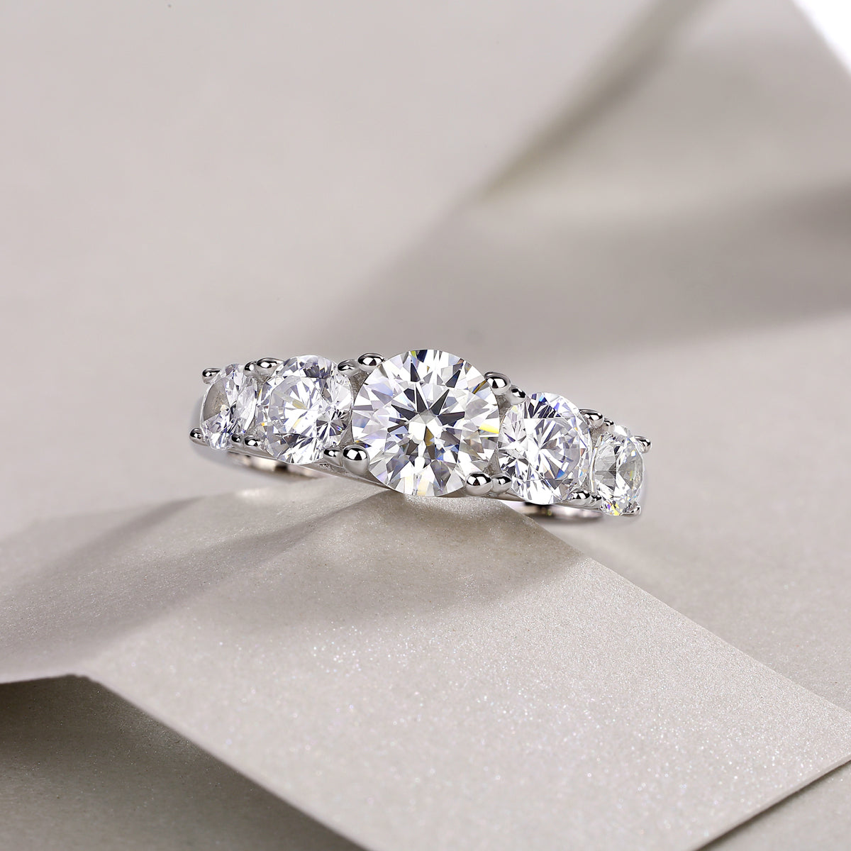 Round Moissanite Graduated Five-Stone Ring in 925 Sterling Silver