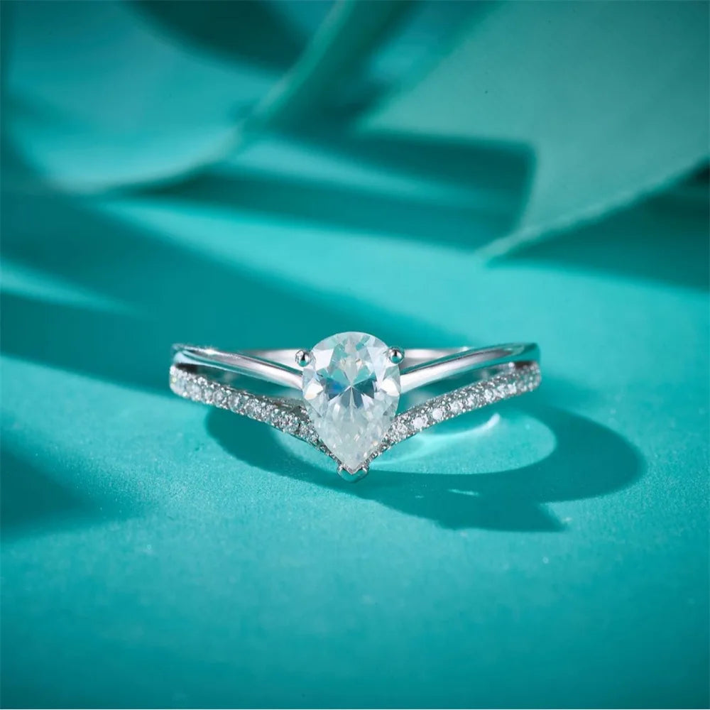 Pear Cut Moissanite Ring, image 5