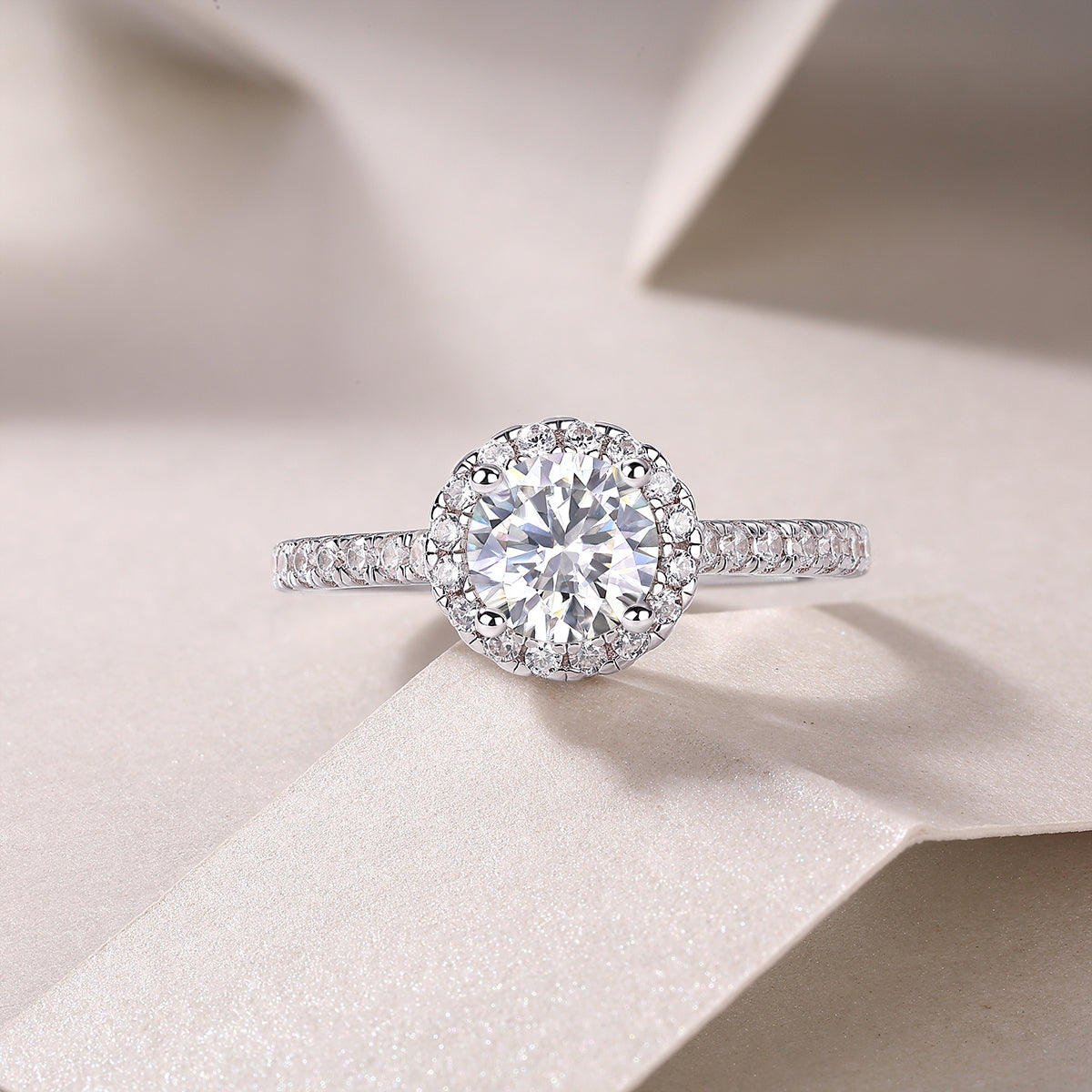 Round Moissanite Classic Halo Engagement Ring in 925 Sterling Silver