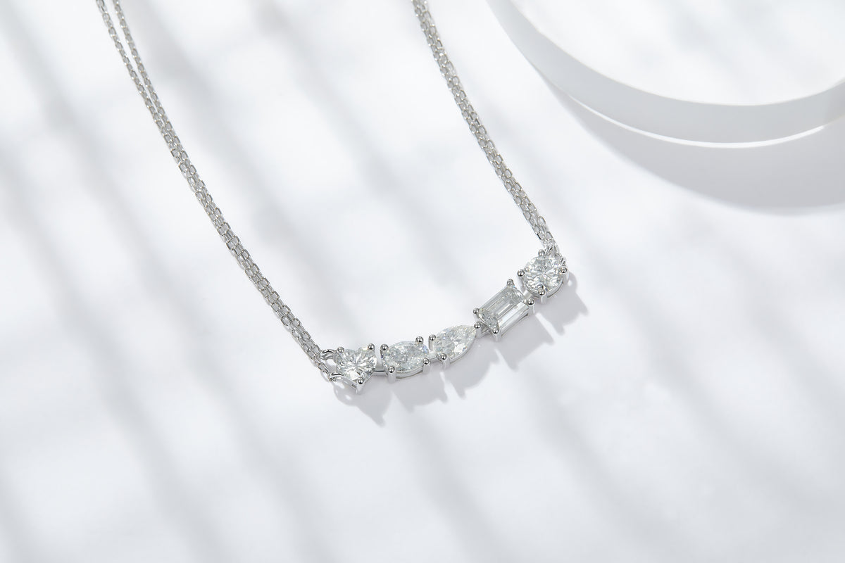 Mixed-Cut Moissanite Curved Bar Necklace in 925 Sterling Silver