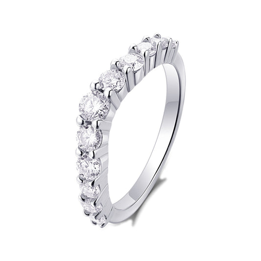 Round Moissanite Graduated Curved Band in 925 Sterling Silver