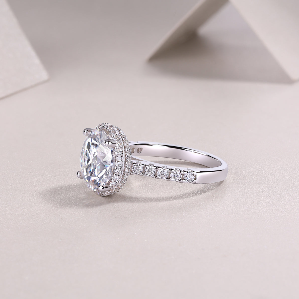 Round Moissanite Halo Engagement Ring in 925 Sterling Silver