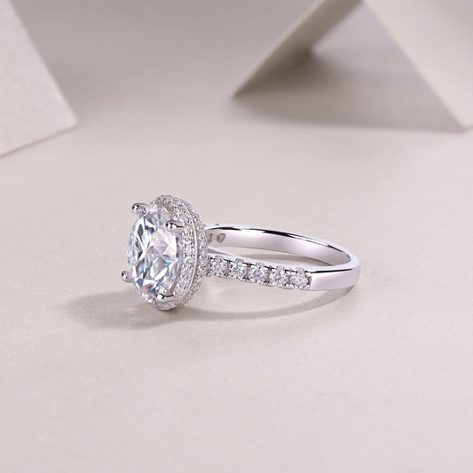 Round Moissanite Halo Engagement Ring in 925 Sterling Silver