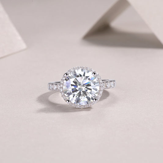 Round Moissanite Halo Engagement Ring in 925 Sterling Silver