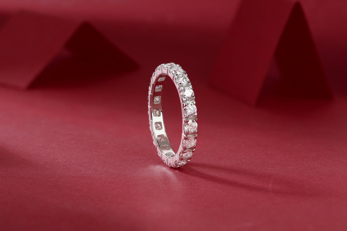 Round Moissanite Shared-Prong Eternity Band in 925 Sterling Silver