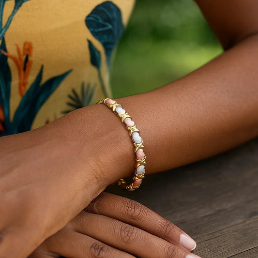 14k Tri-Color Gold Fancy Satin Heart Line Bracelet (6.35 mm)