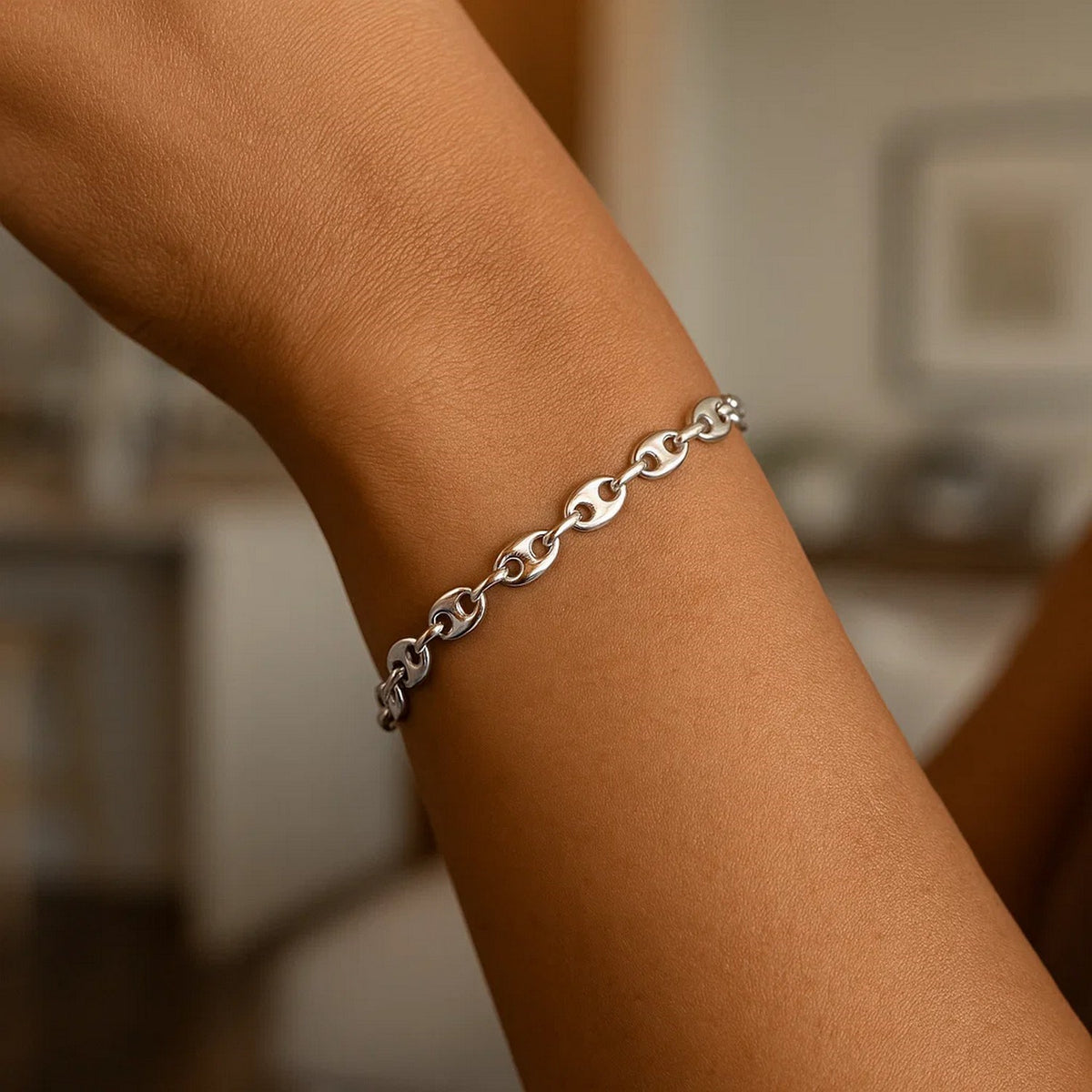 Sterling Silver Rhodium Plated Puffed Mariner Bracelet (3.70 mm)