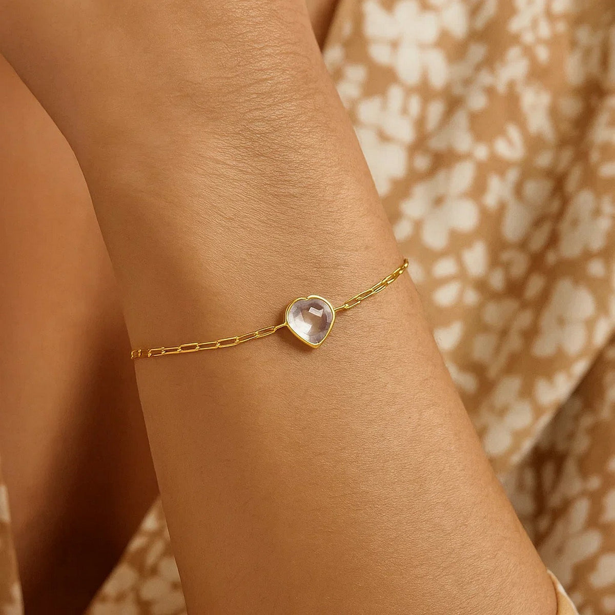 14K Yellow Gold White Topaz Heart Bracelet (1.50 mm)