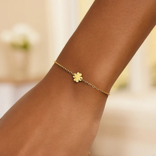 14K Yellow Gold Clover Bracelet