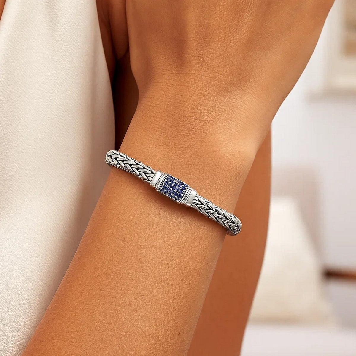 Sterling Silver Weave Motif Bracelet with Blue Sapphire Embellishments (7.00 mm)