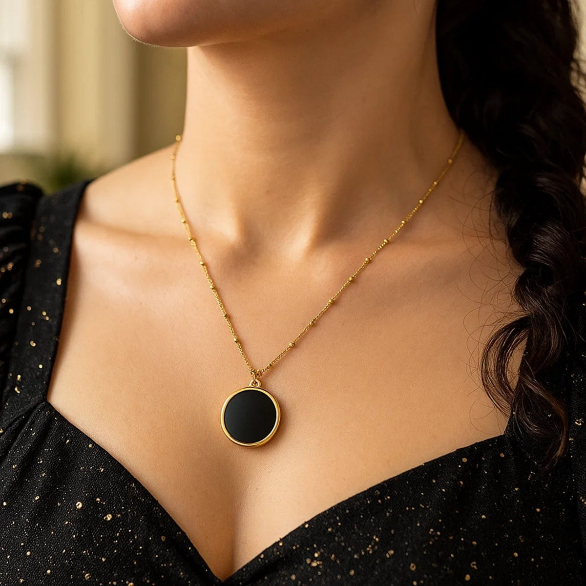 14K Yellow Gold Onyx Inlay Circle Necklace