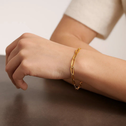 14k Yellow Gold Italian Oval Links Bracelet (5.40 mm)