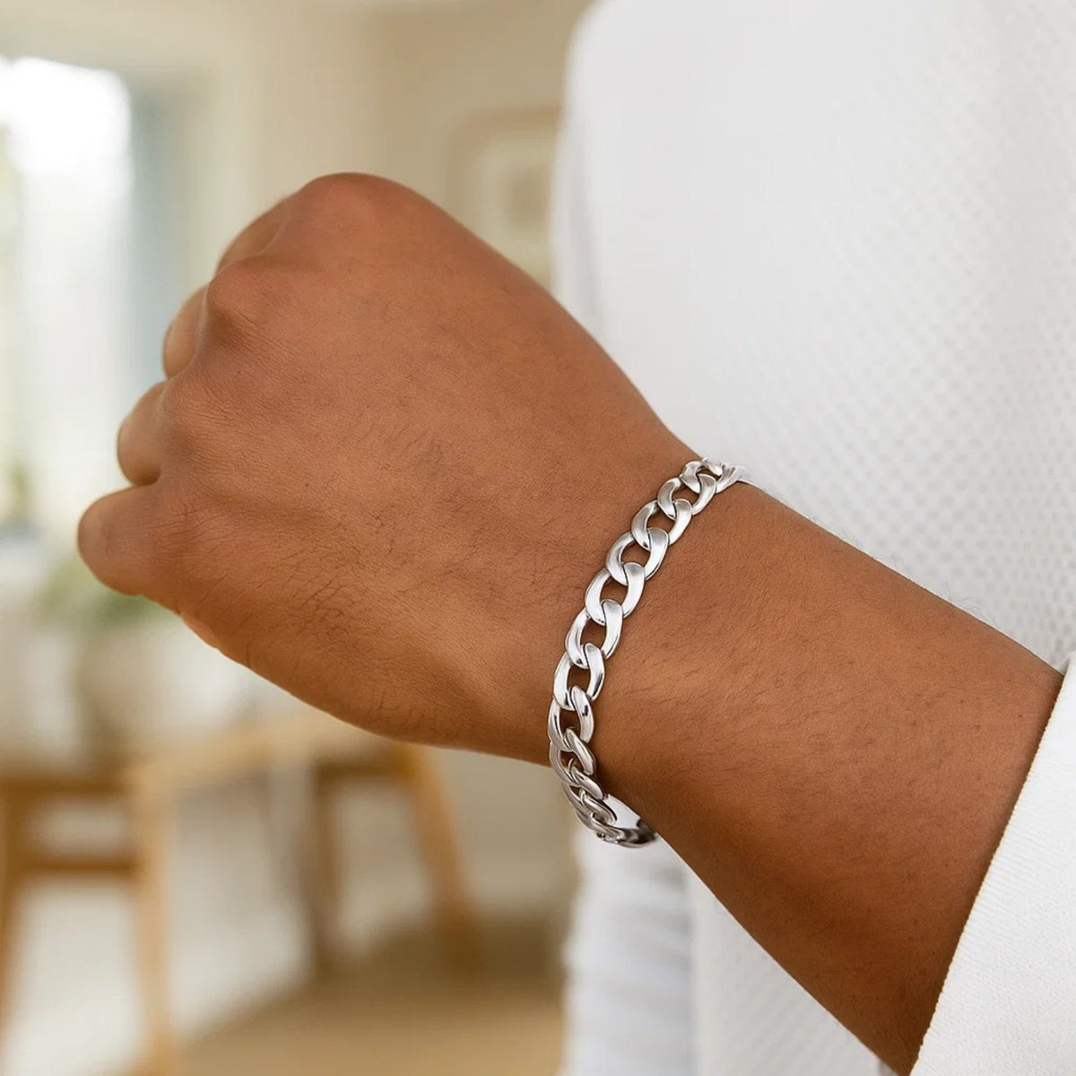 Rhodium Plated Sterling Silver Curb Style Bracelet (7.90 mm)