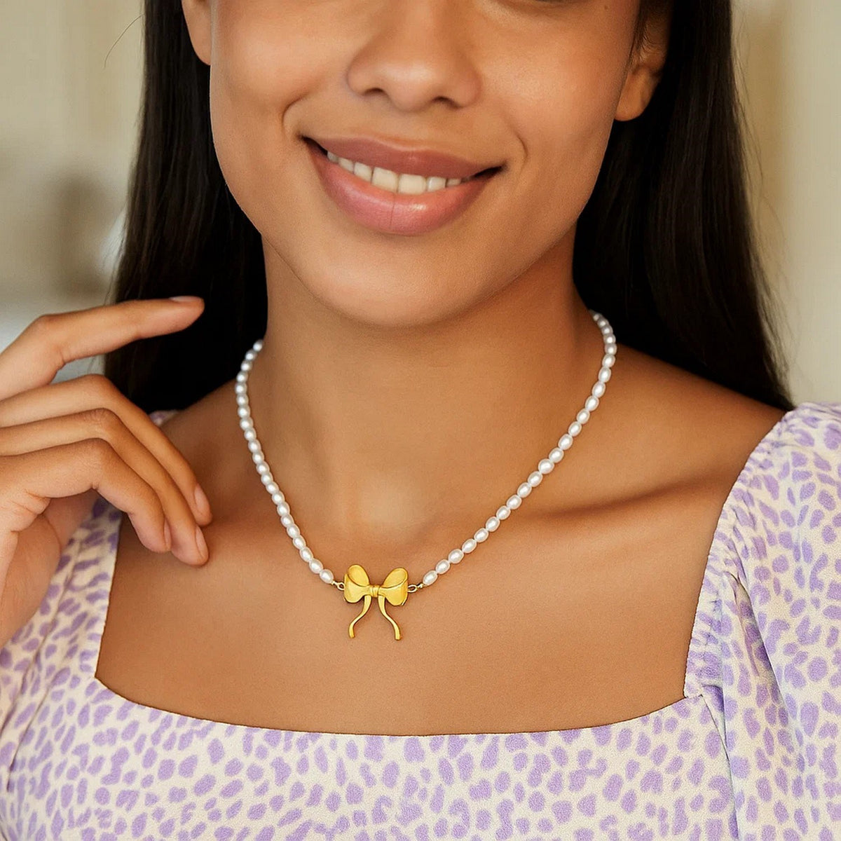 14K Yellow Gold Bow and Pearl Necklace