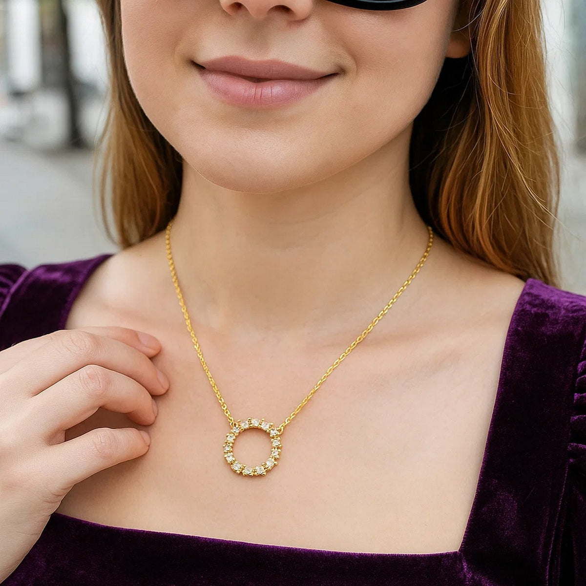 14K Yellow Gold Diamon Oro Circle Necklace