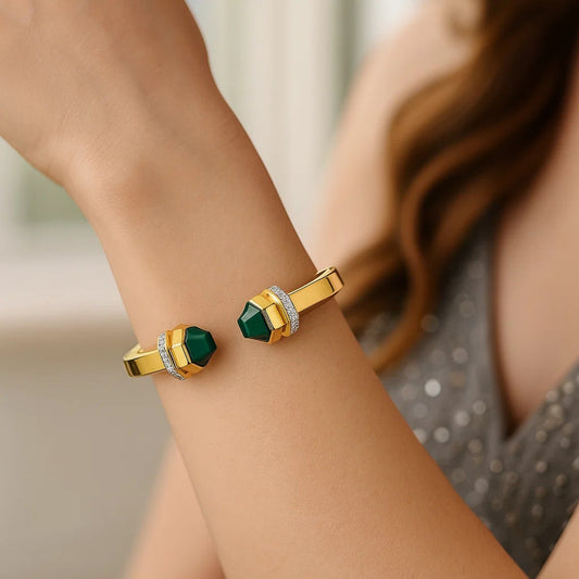 14K Yellow Gold Green Pyramid Art Deco Cuff Bangle (10.70 mm)