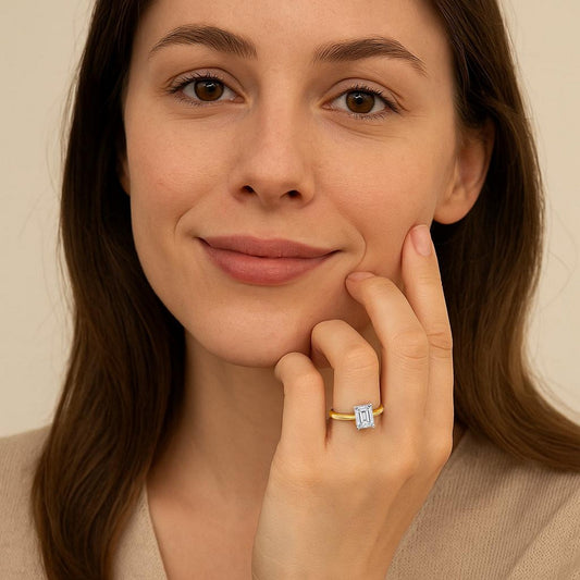 1.50Ct Emerald Lab Grown IGI G/VS1 Diamond Ring in 10K Yellow Gold