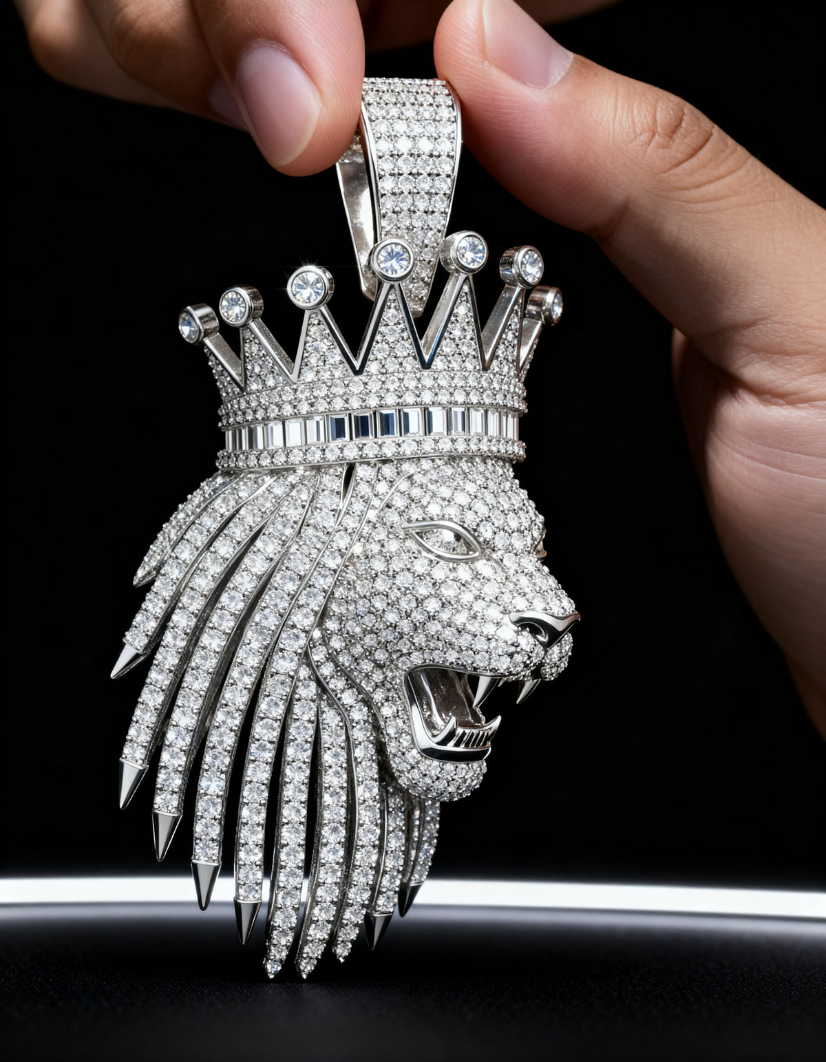 Crown Lion Pendant in 925 silver with moissanite - angled right view