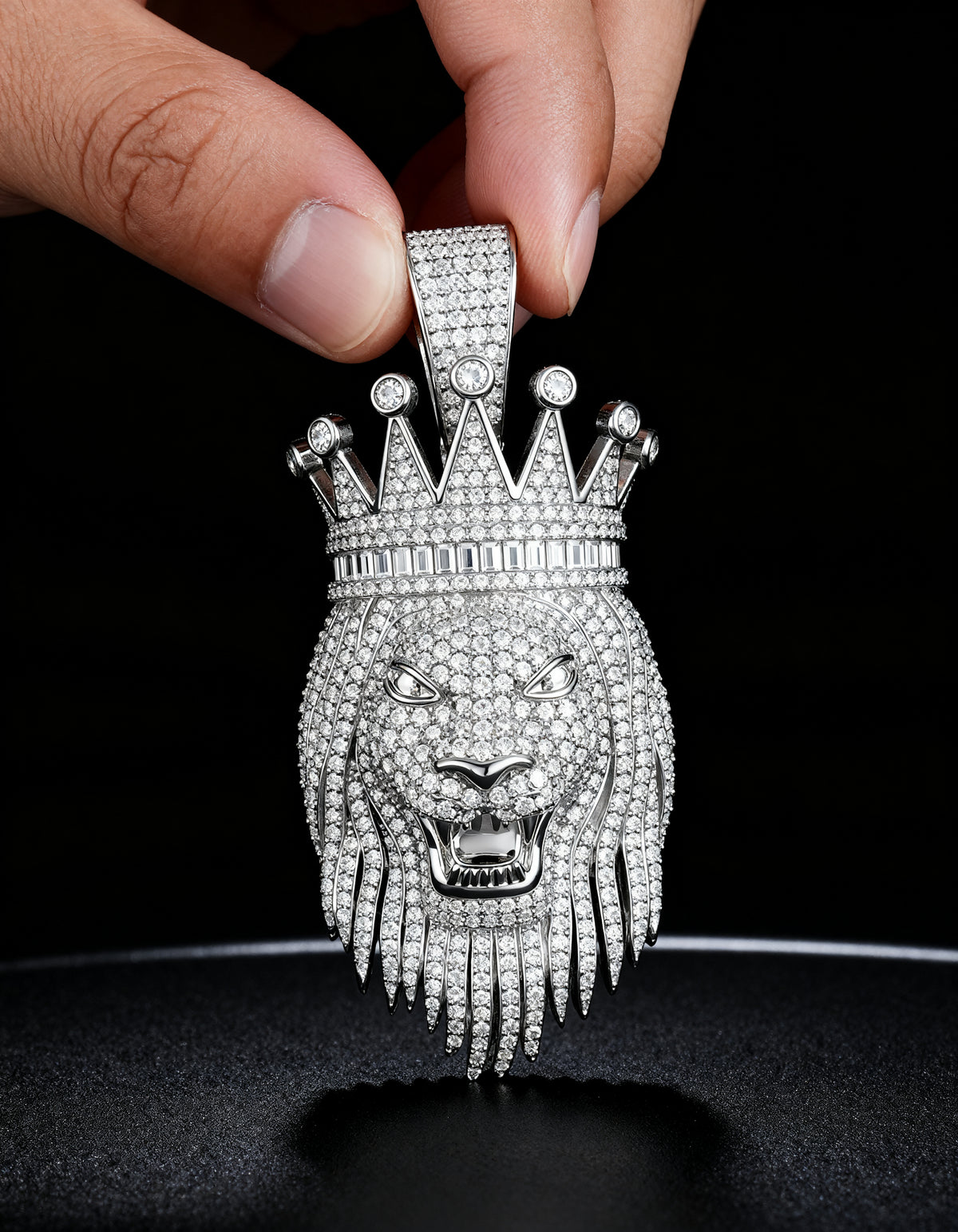 Crown Lion Pendant in 925 silver with moissanite - angled left view